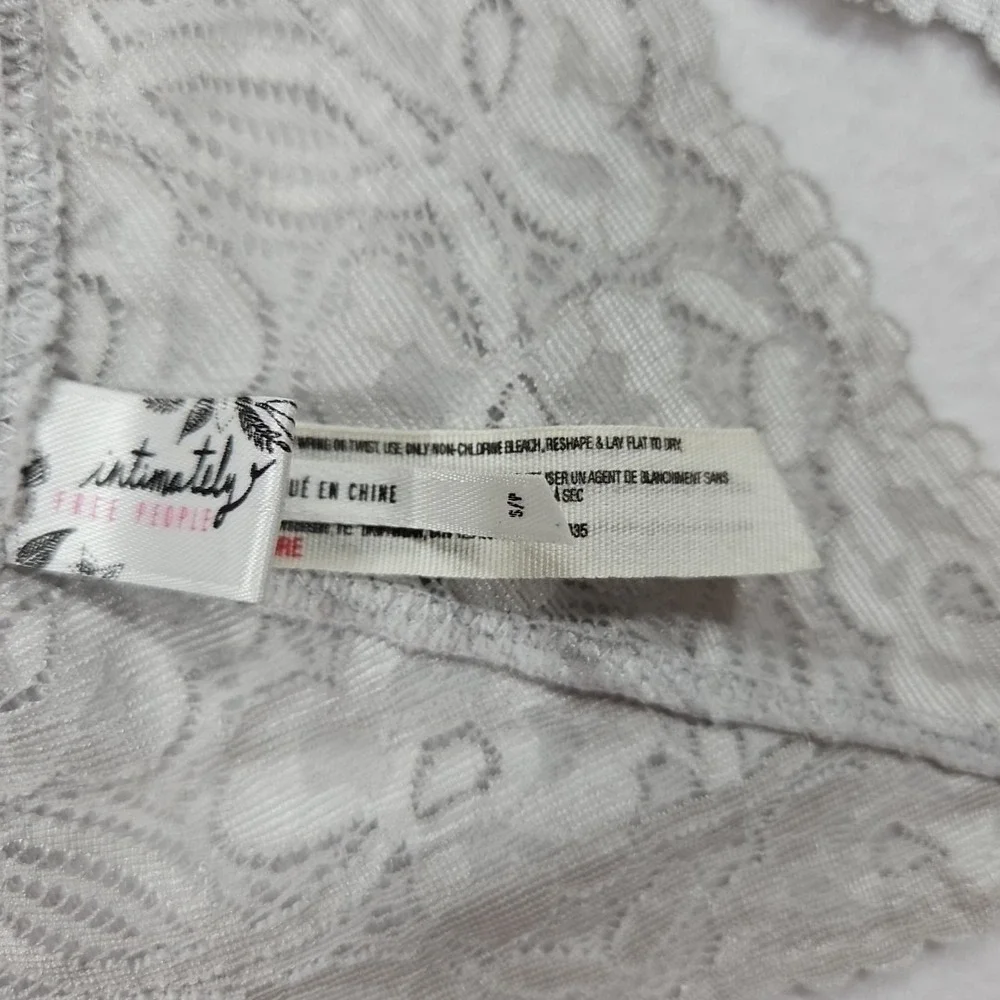 Intimately Free People Small Gray Lace‎ Racerback Bralette Bra Wireless Stretch
